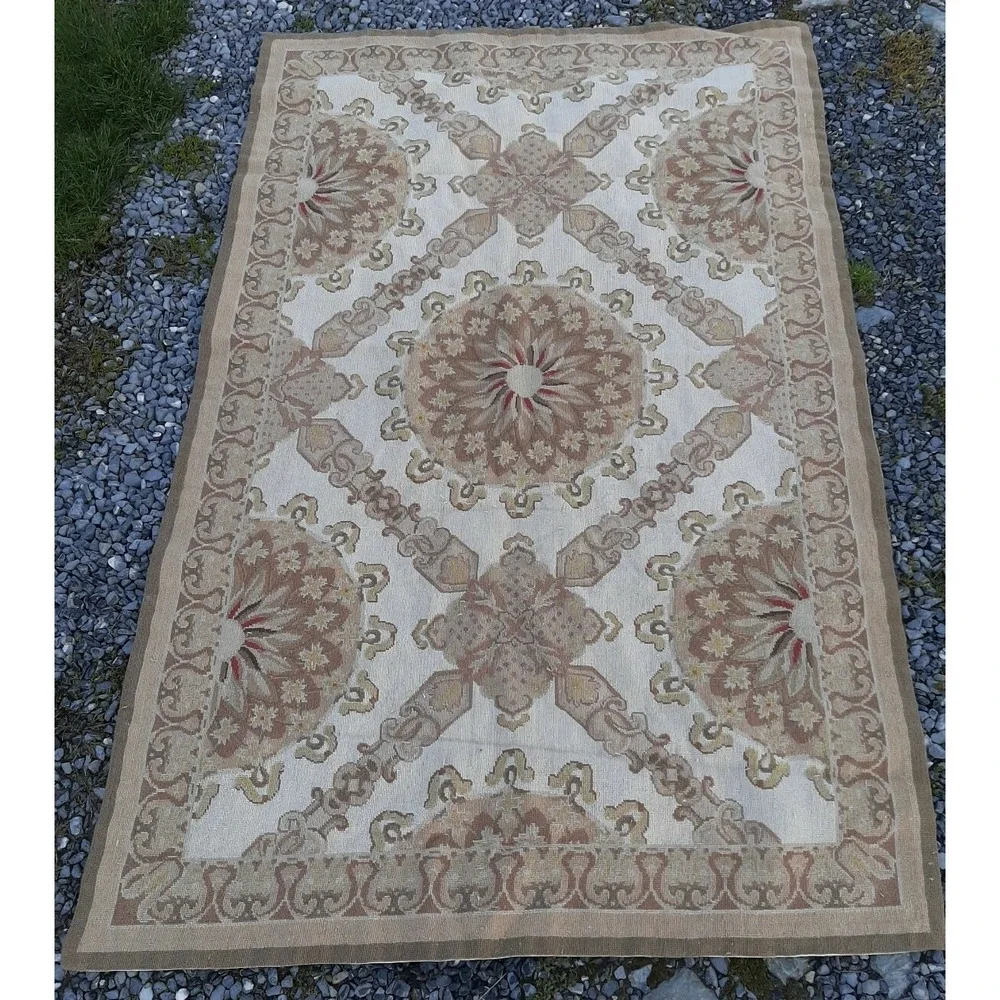 Gorgeous‎ Antique HAND HOOKED WOOL 72
